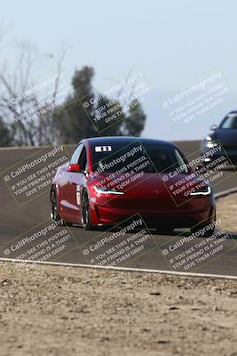 media/Nov-08-2025-Speed Ventures (Sat) [[1c7a6332f5]]/TC B/Session 2 (Turn 2)/